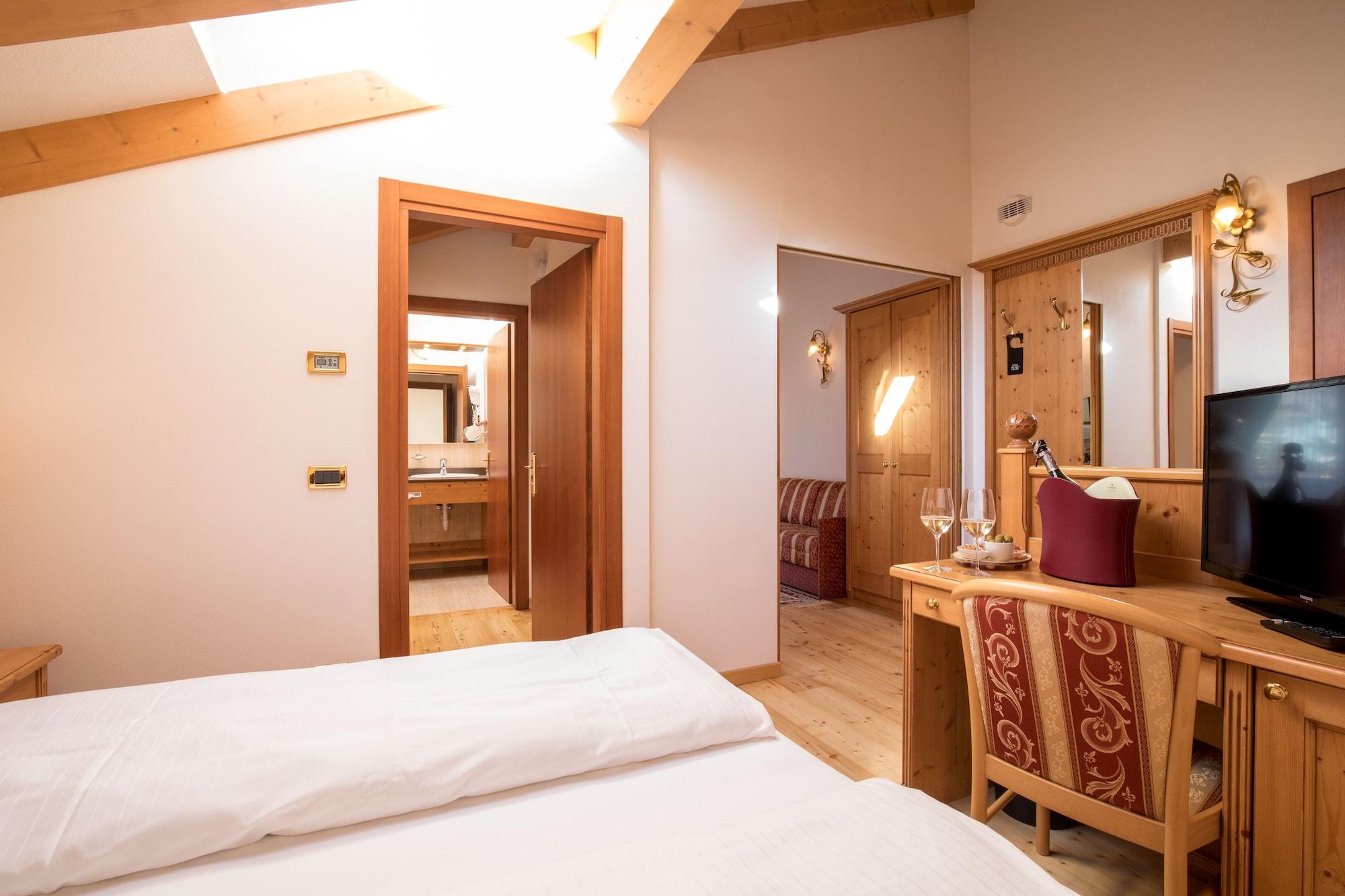 Hotel Chalet All'Imperatore Madonna Exterior foto